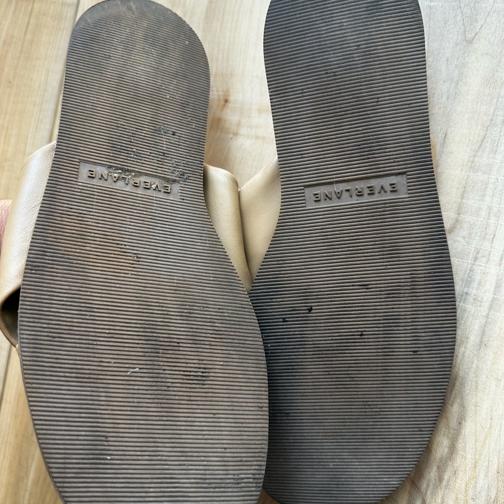 Everlane Tan Slide Sandals with Crossed Straps - Picture 4 of 6
